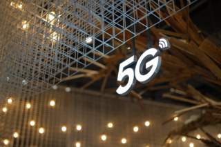 2024年1-3月我国5G移动电话用户数占比升至49.8% 互联网宽带1000M速率以上用户占比升至27.4%